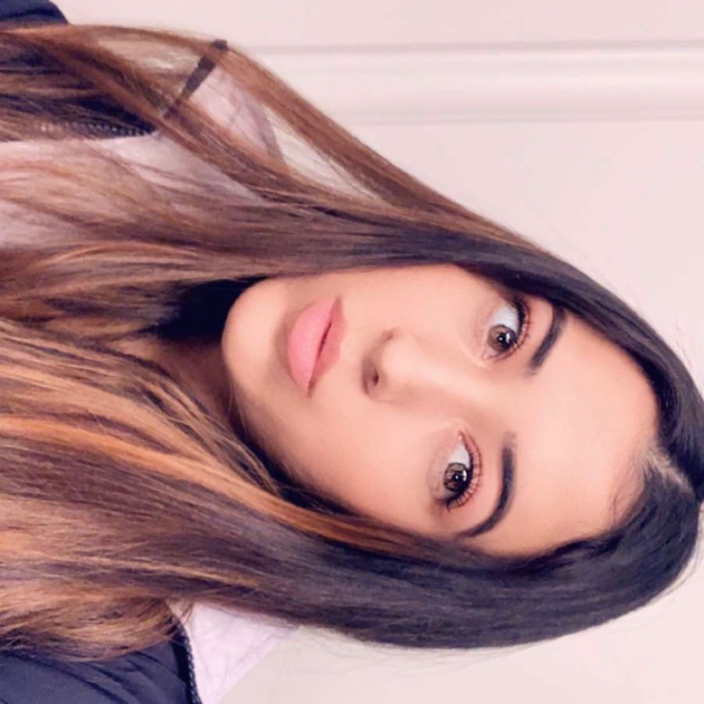 Meet your Posher, Krystal